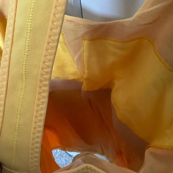 Lululemon Racerback Tank Top 8 - Picture 6 of 8